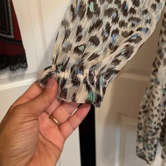 New dress with tag - Picture 3 of 5